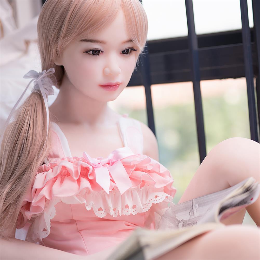 Small Chest Sex Doll